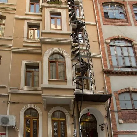 Amazing Double At Taksim Апартаменты *